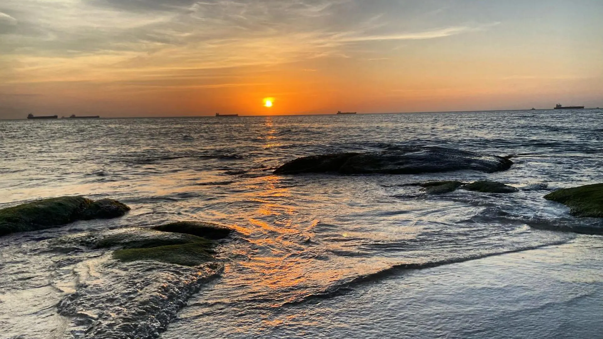 Nuevo Loft Con Vista Al Mar A Pocos Pasos De La Playa Apartment Santa Marta  Colombia